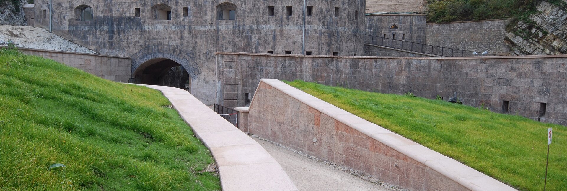 Forte Cadine Bus de Vela