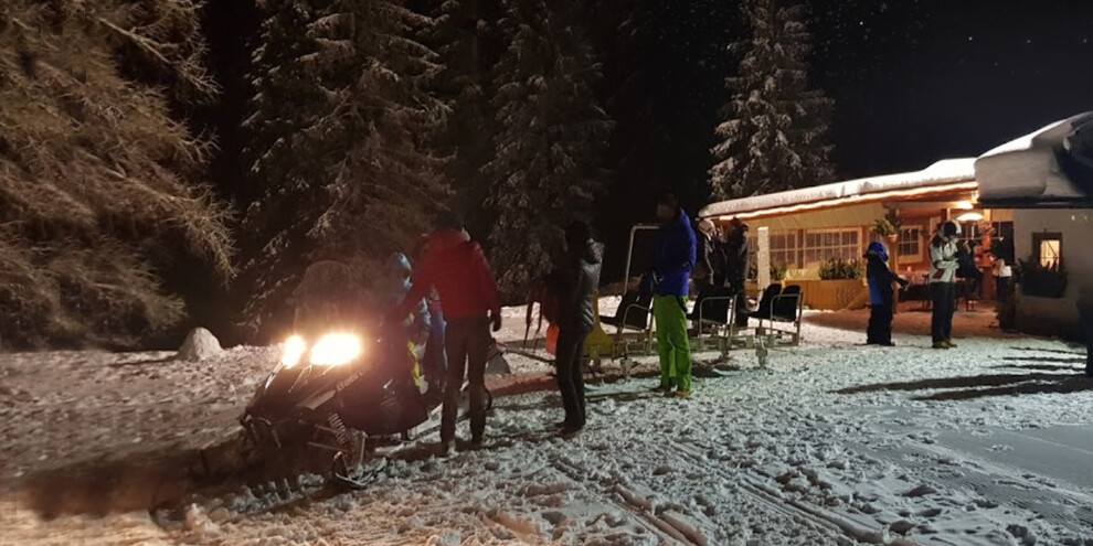 Kolacja w chacie górskiej Malga Fratazza