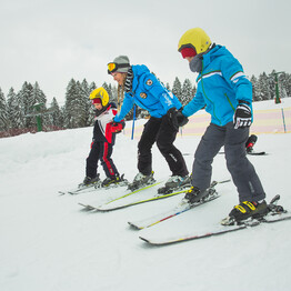 Bambini sugli sci - APT Dolomiti Paganella | © Bambini sugli sci - APT Dolomiti Paganella