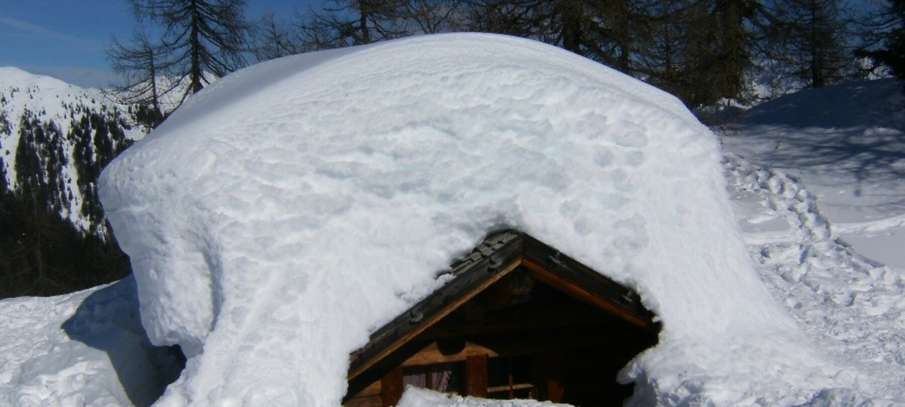 Das Tal der Schneeschuhwanderungen und Skitouren