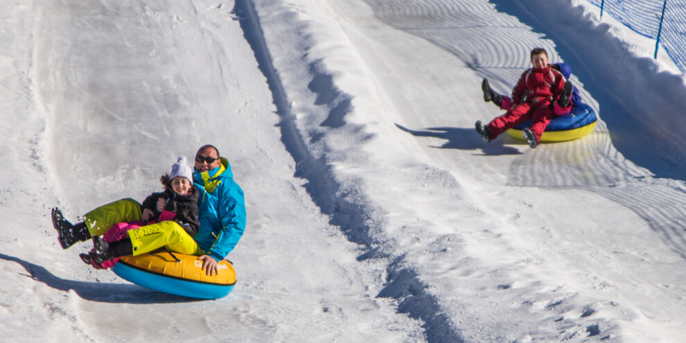 Tubing i sanki w górach Alpe Cimbra