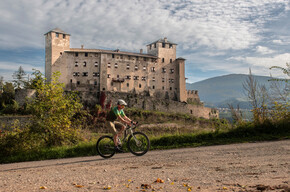 Cultural Gravel Route Castel Cles | © APT Val di Non 