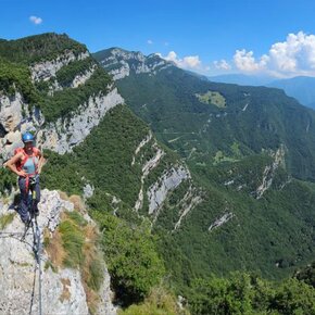 via ferrata Gerardo Sega - punto sosta panoramico | © APT Rovereto Vallagarina Monte Baldo
