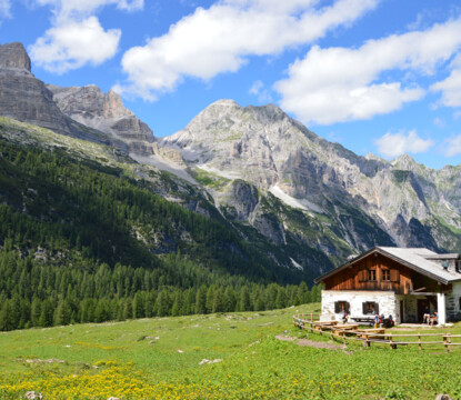 From Lake Tovel to Malga Flavona | © APT - Val di Non 