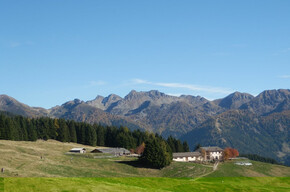 Agritur Malga Cambroncoi