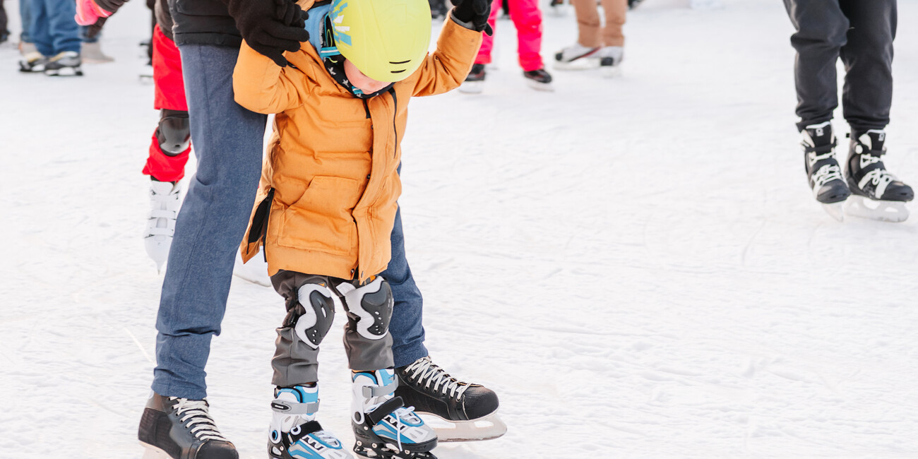 Natur-Eisbahn im Freien - Sportzentrum Soraga #4