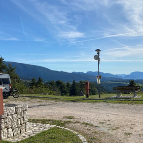 Val di Non - area sosta camper Dovena