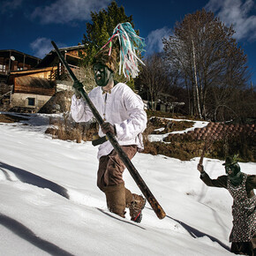 Valle dei Mòcheni - Carnevale mòcheno | © Daniele Lira - finanziato dall’Unione europea – NextGenerationEU