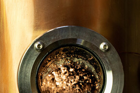 Grappa & Macaron - Brennerei Bertagnolli