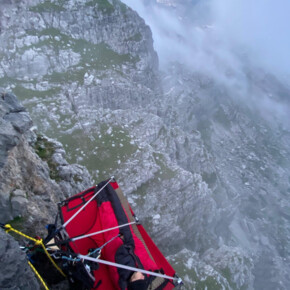 Notte stellata in portaledge nelle Dolomiti
