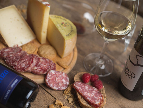 Besichtigungen und Verkostungen in der Cantina Monfort