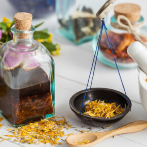 Kleines alchemistisches Labor: die Graustana-Oleolithen