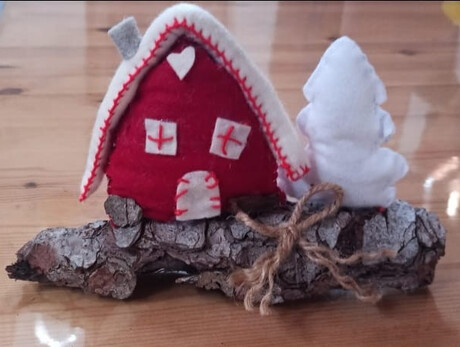 Vivi Tesino: Laboratorio di creazioni in feltro e altri materiali