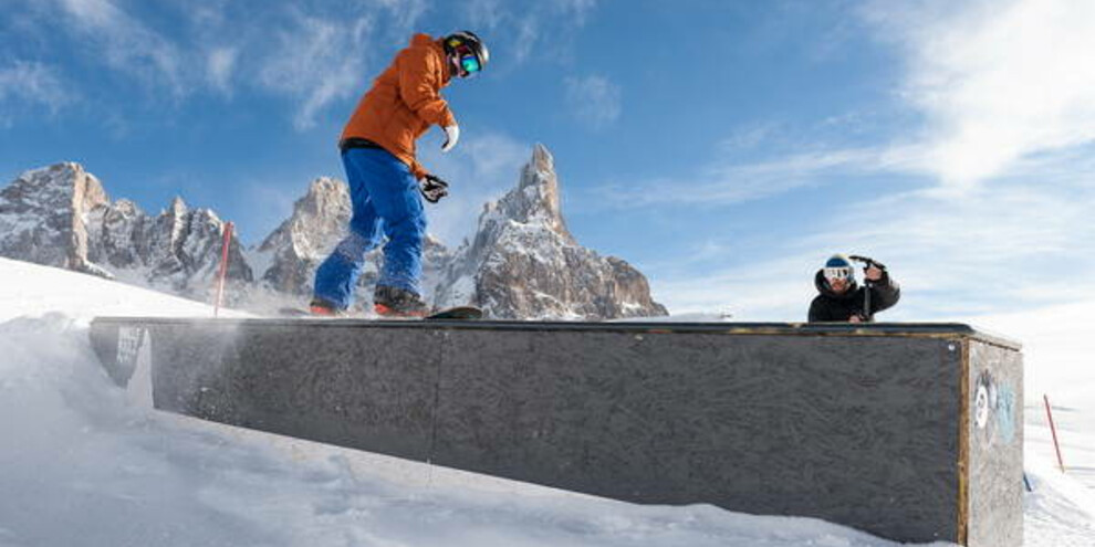 Fare acrobazie al Rolle Railz Park