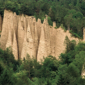 De piramides van de aarde