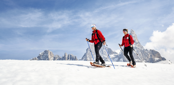 San Martino di Castrozza - Ciaspolata - Sullo sfondo le Pale di San Martino