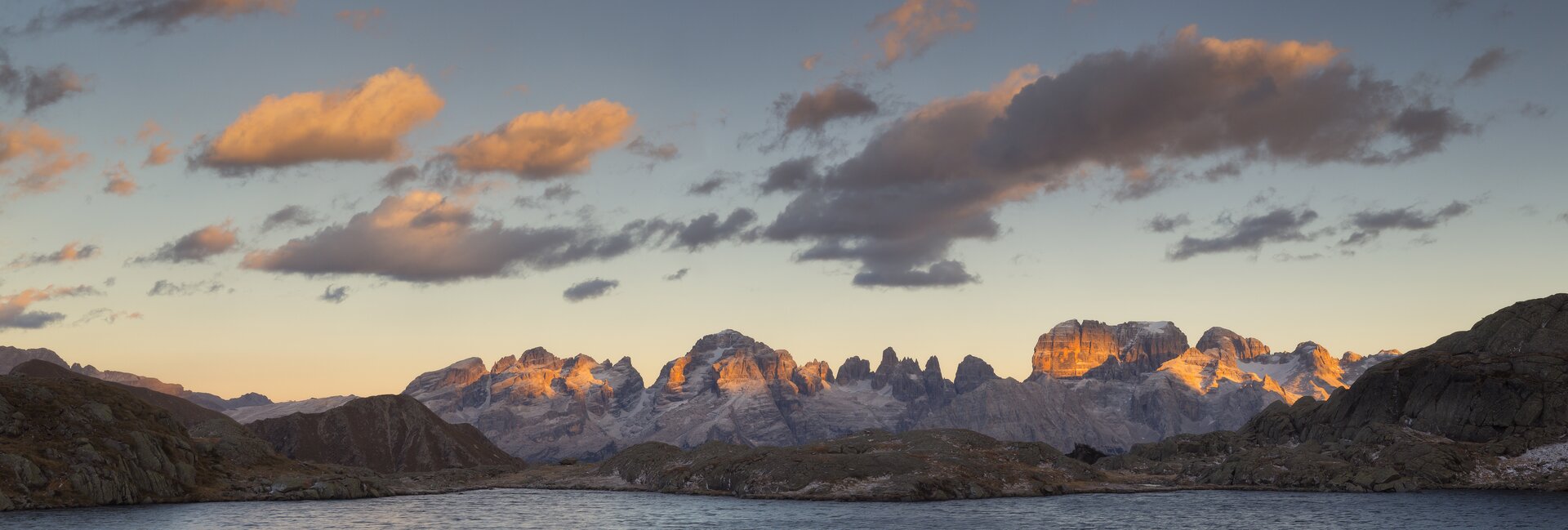Panorama del Brenta dal Lago Nero al tramonto