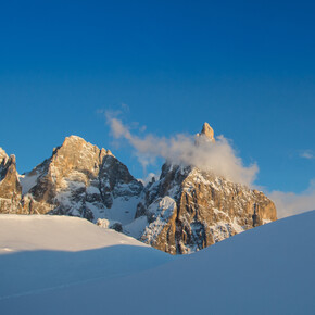 San Martino di Castrozza - Passo Rolle - Sciatore con cane