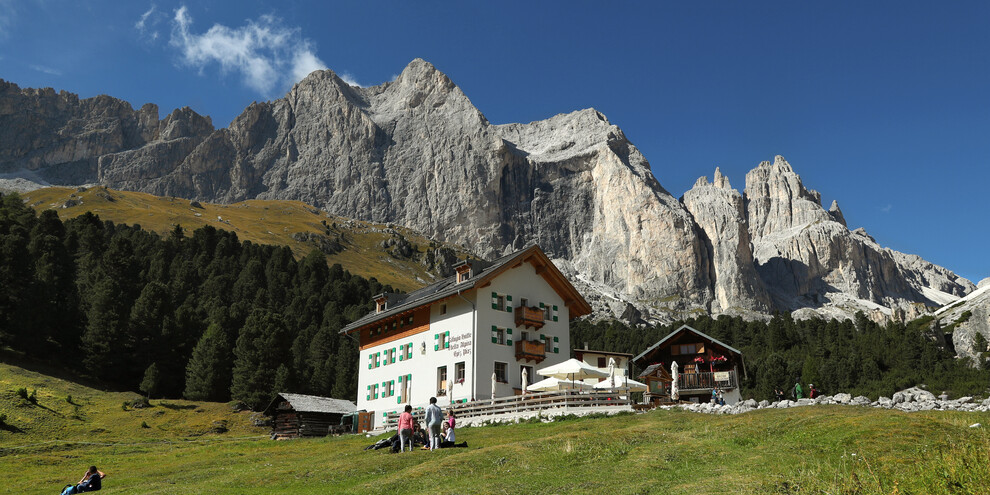 Rifugio Stella Alpina Spiz Piaz – Sèn Jan di Fassa