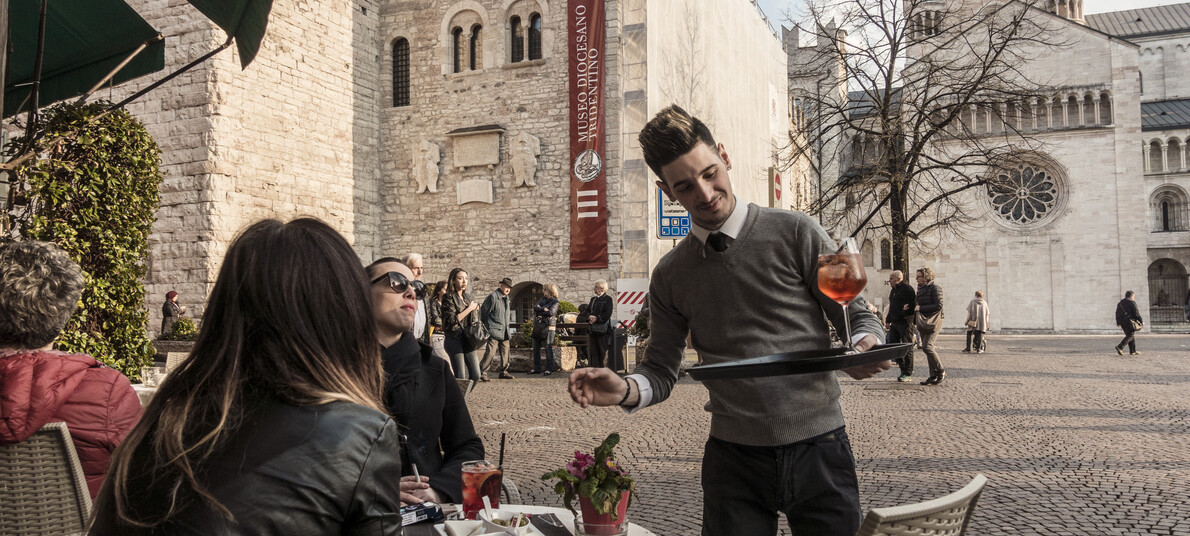 Valle dell'Adige - Trento - Piazza Duomo - Caff? Italia