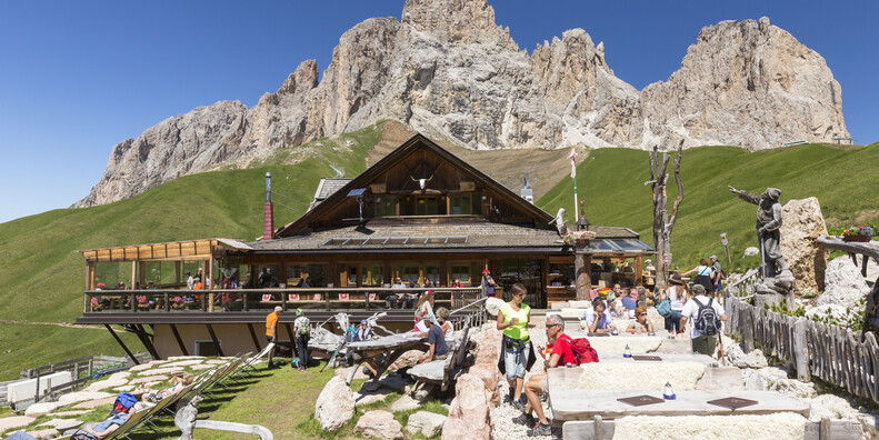 © Alessandro Gruzza