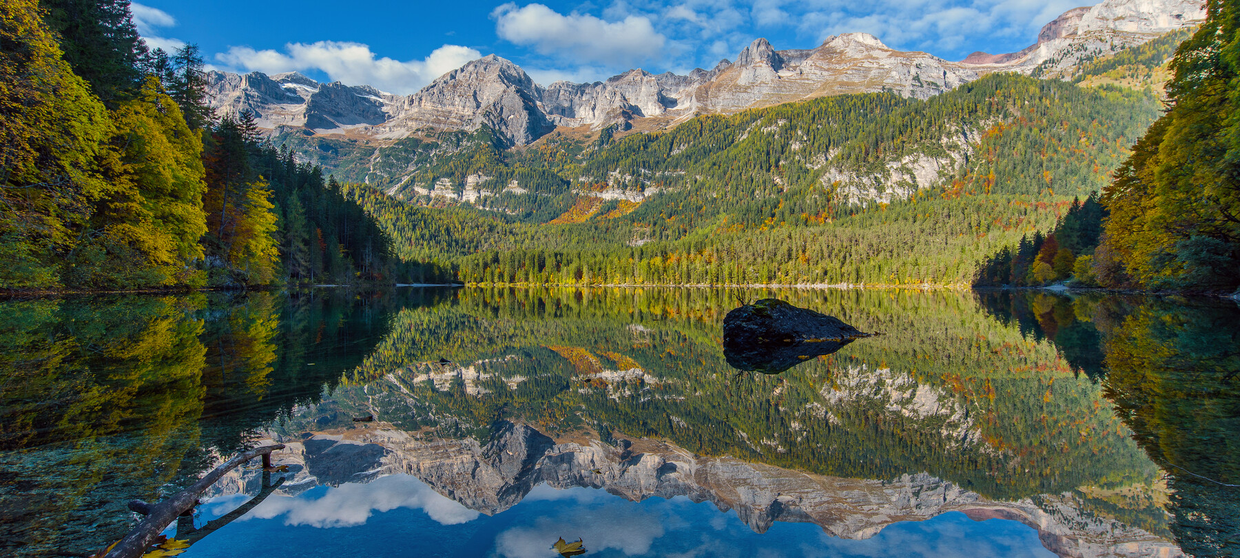 Legends of the Dolomites: the red lake