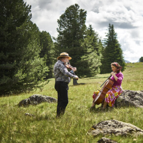 Val di Fiemme - Bocche - Malga Canvere - Alasdair Fraser, Natalie Haas