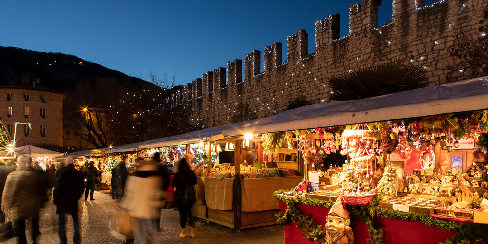 Valle dell'Adige - Trento - Piazza Fiera - Mercatini di Natale
