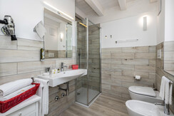 Lucky Room bagno