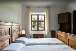 castel-pergine-camera_historisches-zimmer-04-min-1