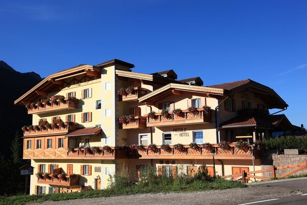 Al Piccolo Hotel - Vigo di Fassa - Val di Fassa
