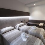  Photo of 4-bed room