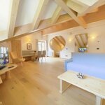  Photo of Suite, shower or bathtub, good as new