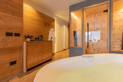 Wellness Suite 206 4