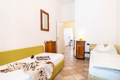 104 - Seconda camera da letto