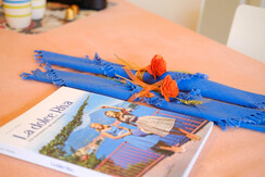 105 - Dettaglio tavolo da cucina