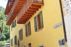 ESTERNO STRADA INGRESSO