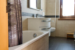 bagno con vasca