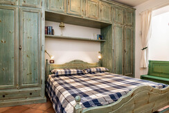 Camera con letto matrimoniale