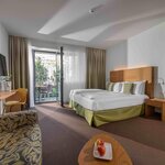  Photo of Family Room Limone NOT REFUNDABLE