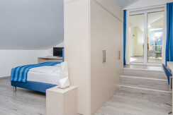 Benacus_Deluxe_Roof_3