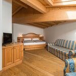  Фото Полулюкс