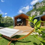  Фото Передвижной дом, душ и ванна, туалет, с видом на сад