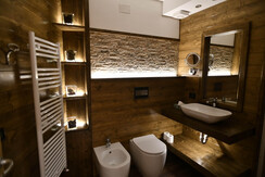 Bathroom1