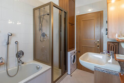 BAGNO DOCCIA E VASCA