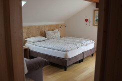 entrata camera arancio