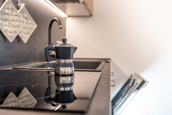 HansVila-AppTione-Low-7