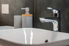 HansVila-AppTione-Low-16