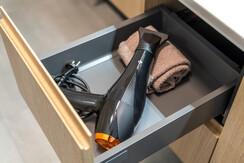 HansVila-AppTione-Low-15