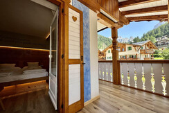 estate romantic 1